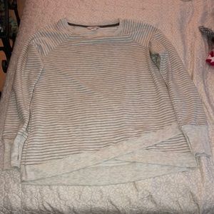 never worn long sleeve top